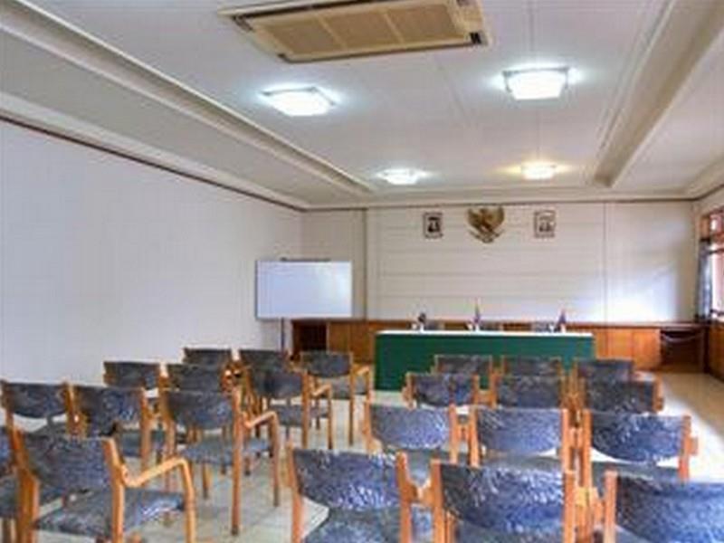 Pantai Indah Resort Hotel Barat Pangandaran Kültér fotó