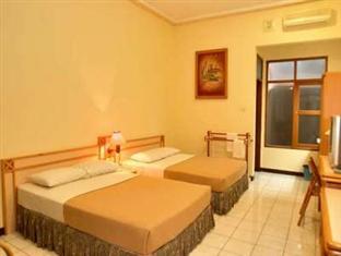 Pantai Indah Resort Hotel Barat Pangandaran Kültér fotó