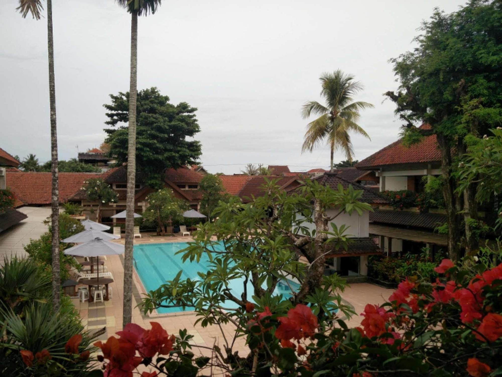 Pantai Indah Resort Hotel Barat Pangandaran Kültér fotó